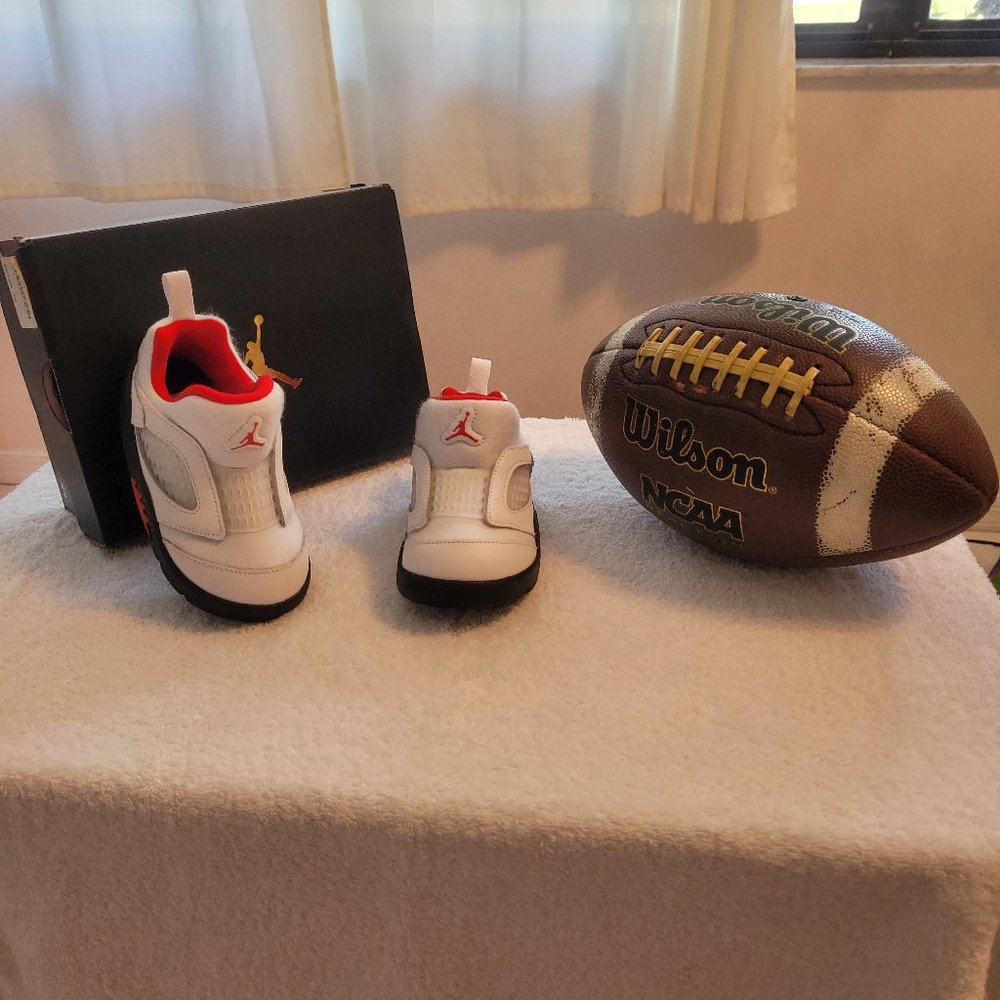 Authentic Air Jordan Toddler Like New Size 8C